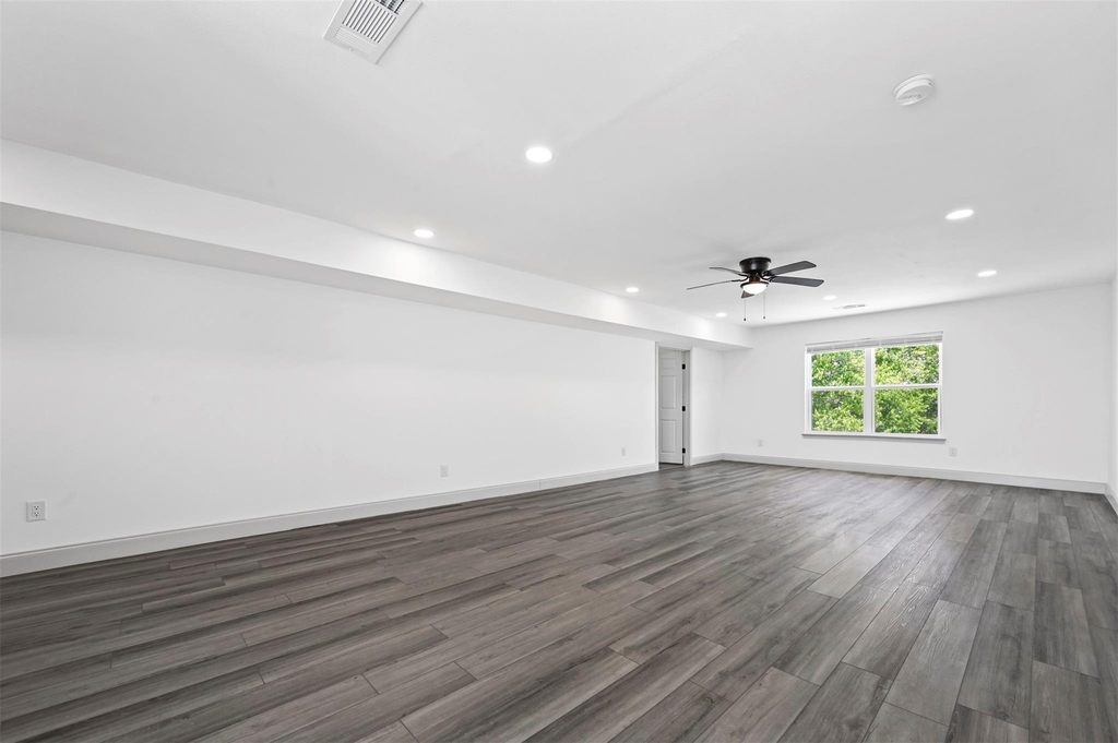 158 Lakeshore Drive - Photo 12