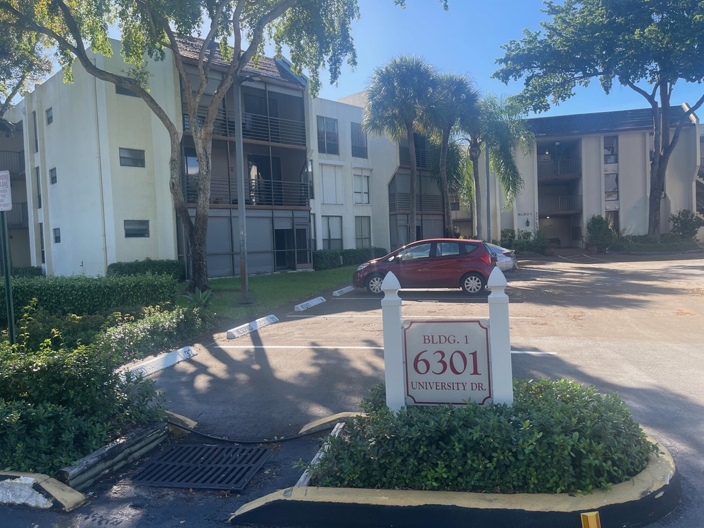 6301 N University Drive - Photo 11