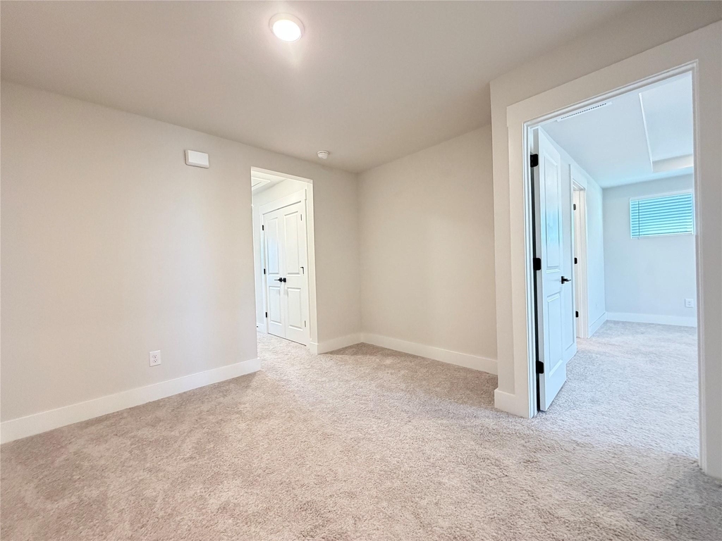 1707 Zachary Avenue - Photo 11