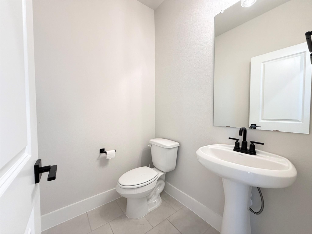 1707 Zachary Avenue - Photo 4
