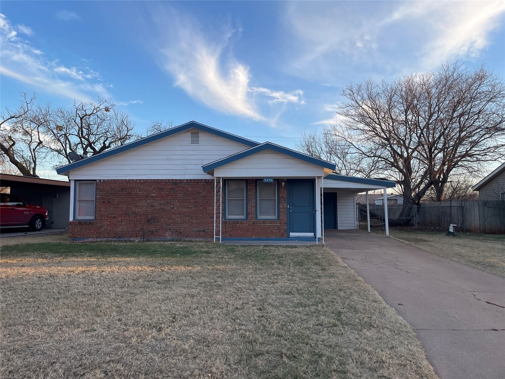 3231 Ivy Lane - Photo 1