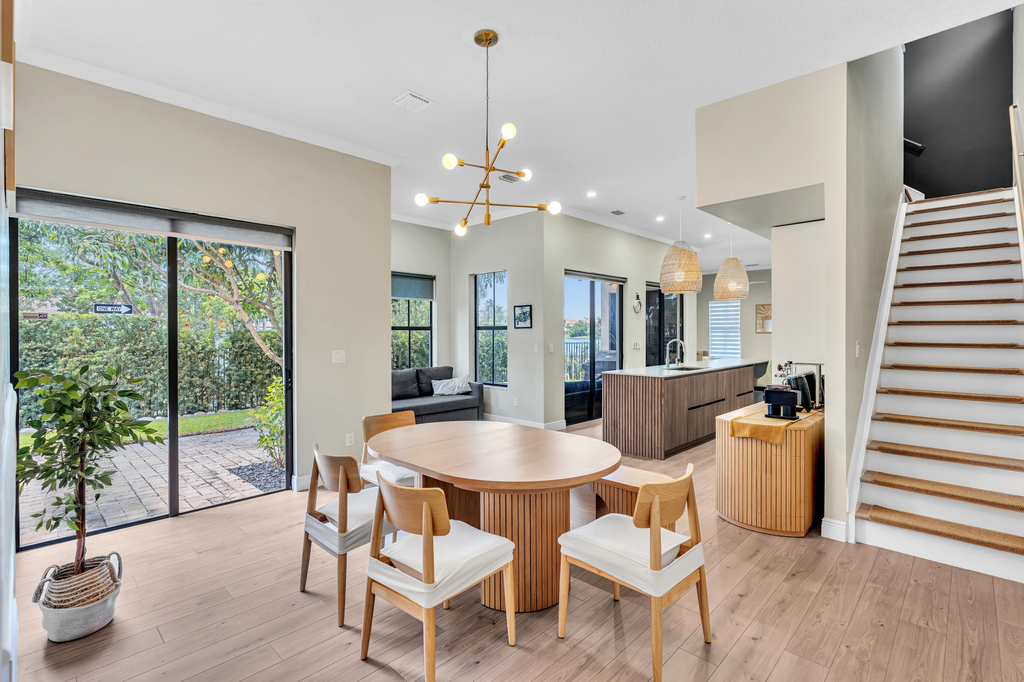 8289 Nw 38th Street - Photo 7