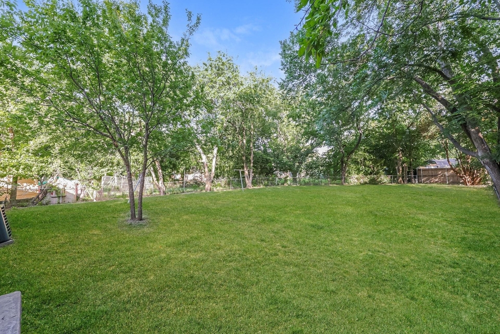 2814 Sequoia Lane - Photo 9