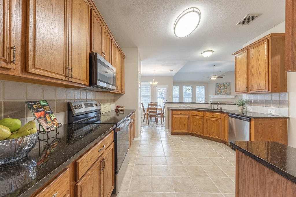 9618 Glenshee - Photo 7