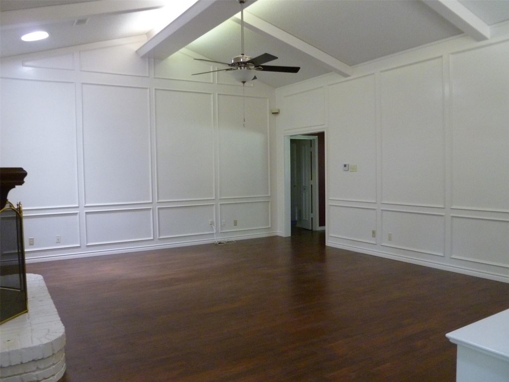 6916 Delmeta Drive - Photo 4