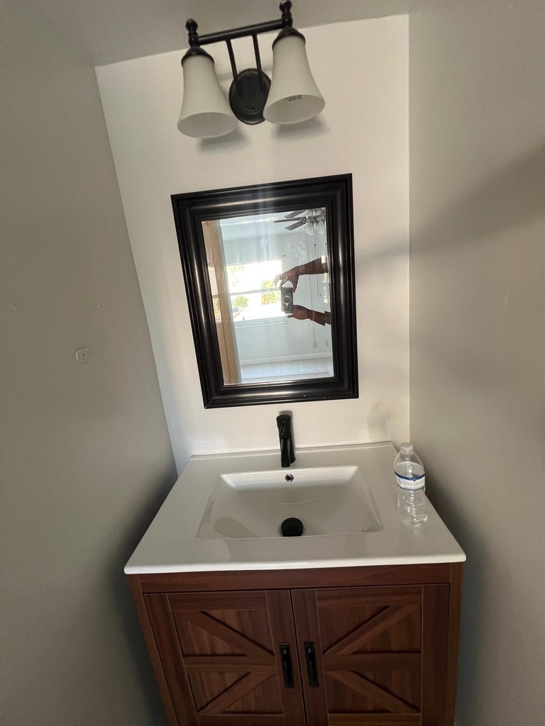 624 Nw 13th Street - Photo 2