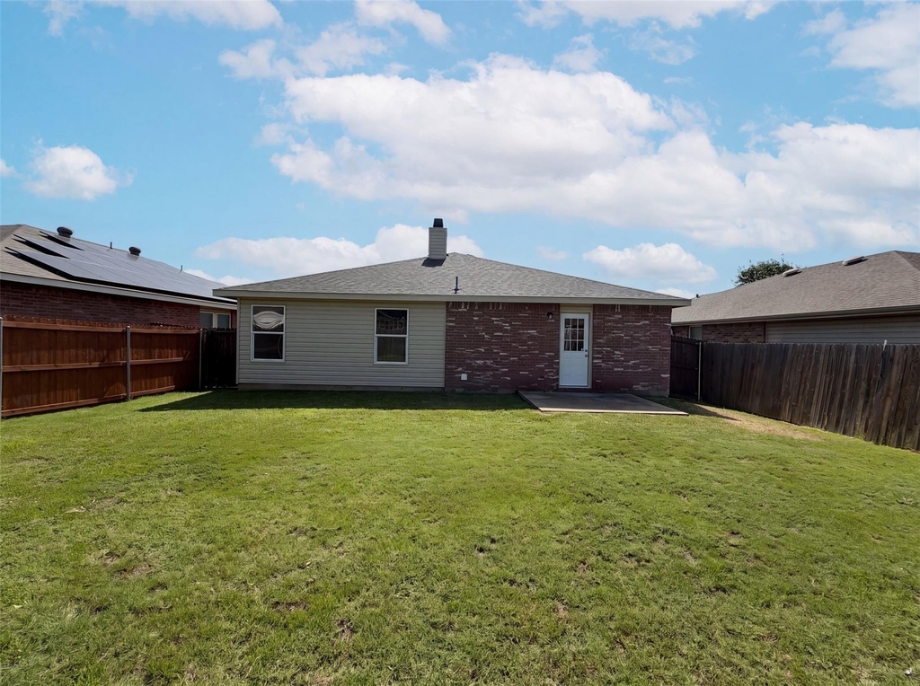 6200 St James Place - Photo 13