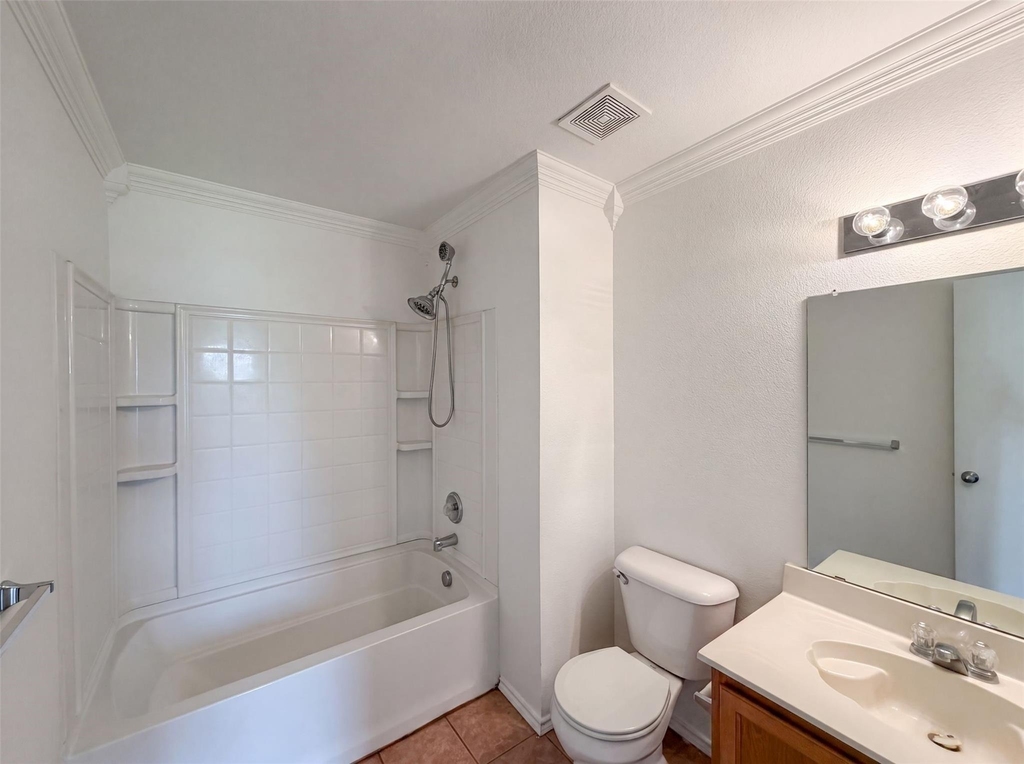 6200 St James Place - Photo 10