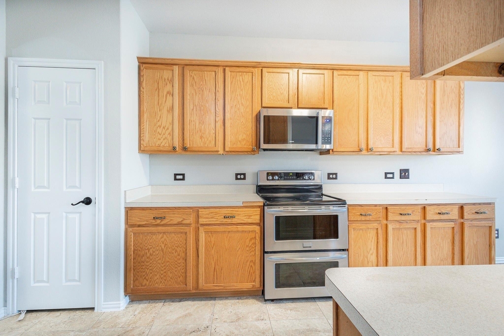 1509 Heron Drive - Photo 6