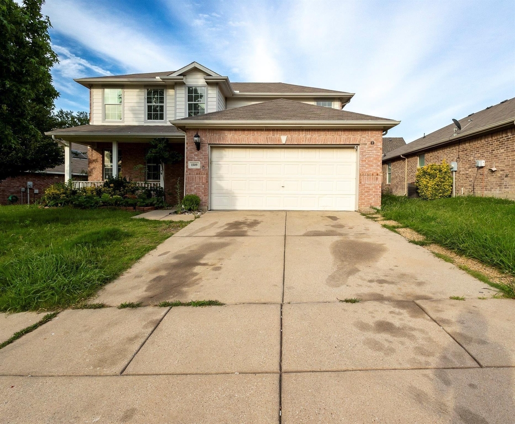 1509 Heron Drive - Photo 0