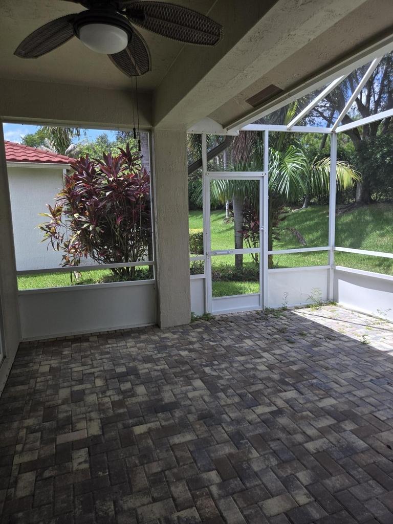 2680 Clipper Circle - Photo 3
