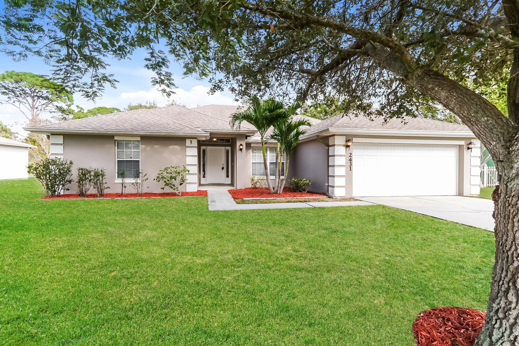 2431 Se Gilbert Avenue - Photo 1