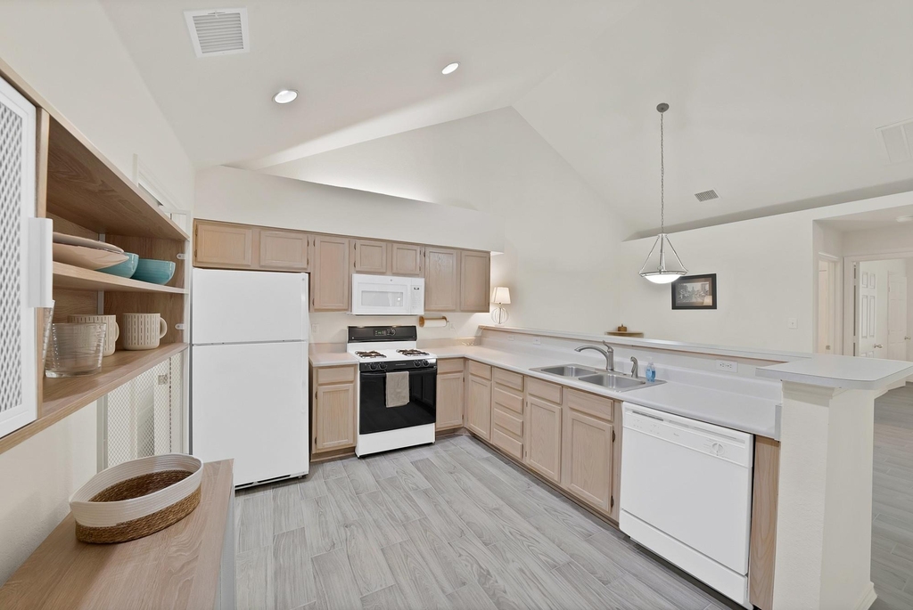 6132 Haley Lane - Photo 6