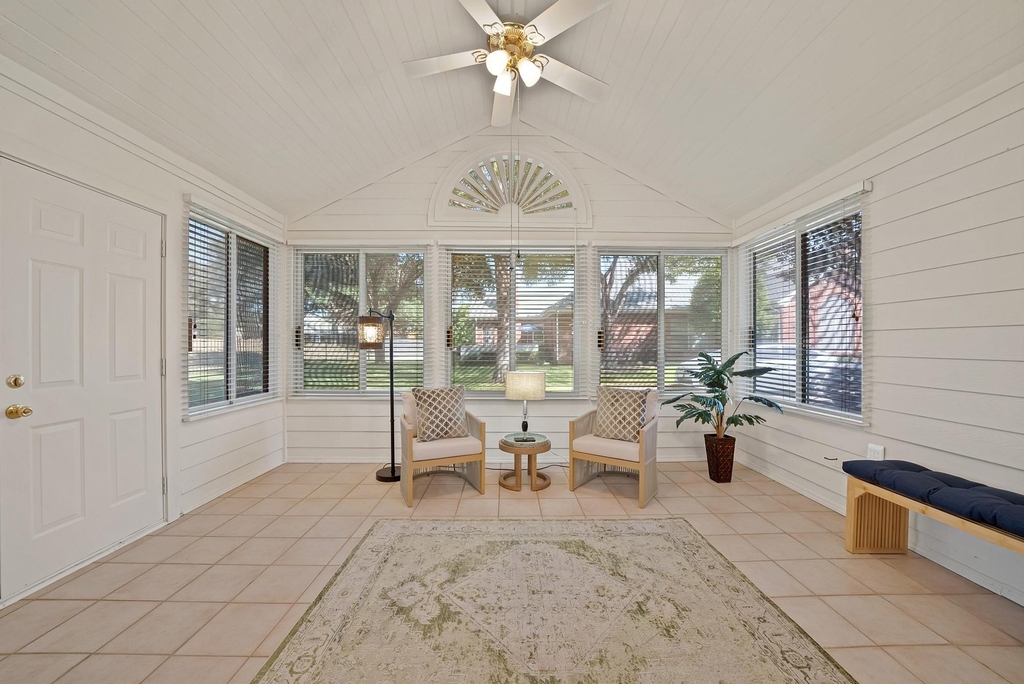 6132 Haley Lane - Photo 9