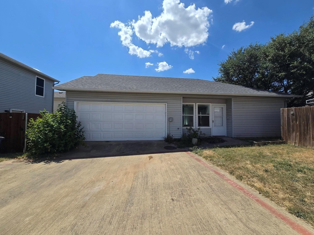 1705 Tabasco Plaza - Photo 0