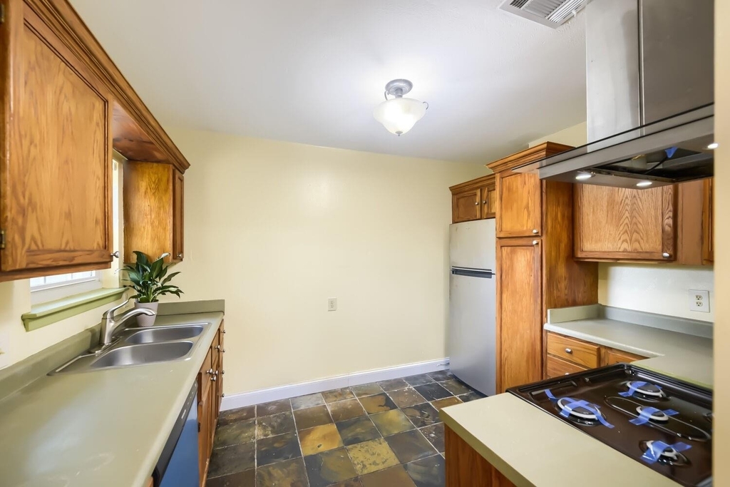 5108 Parkland Avenue - Photo 8