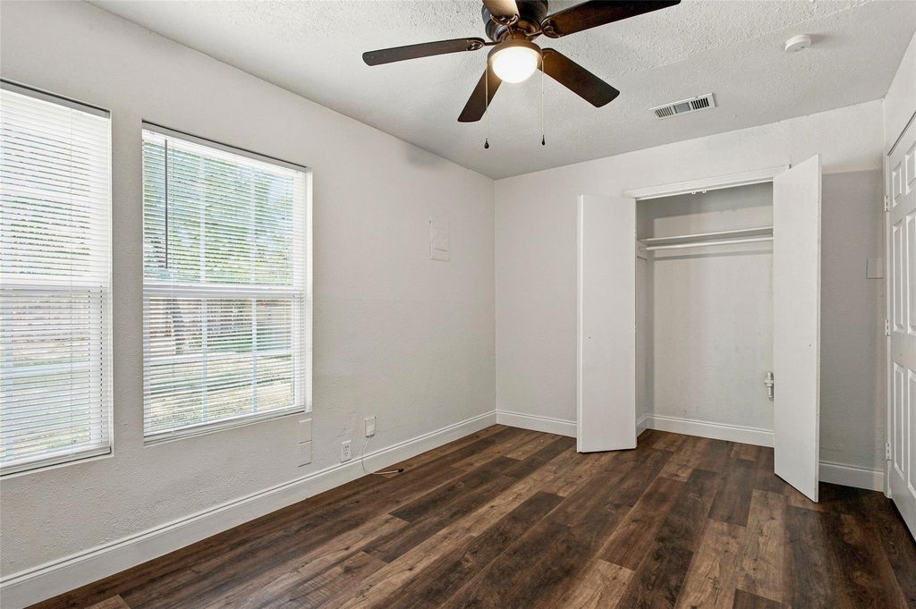 4363 Lisbon Street - Photo 19