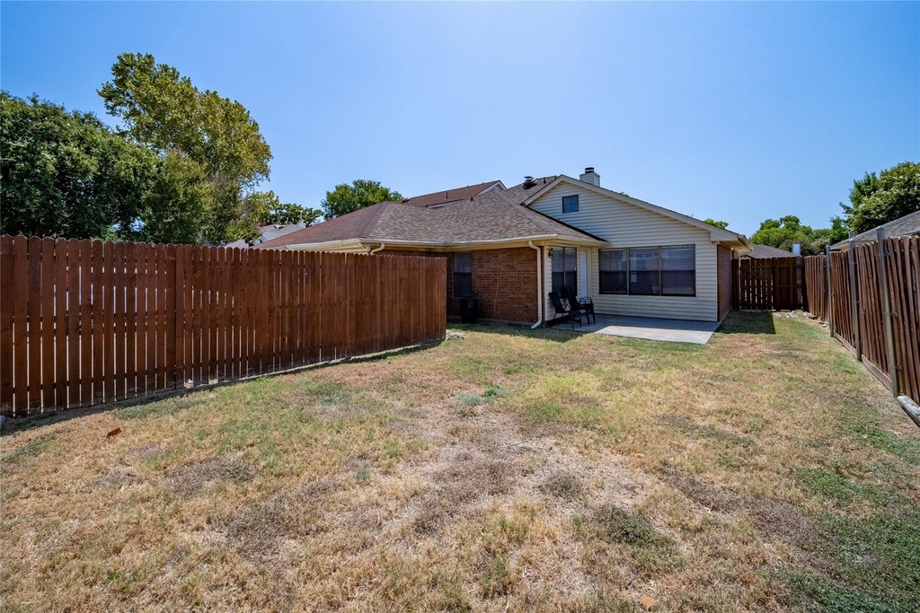 562 Stringfellow Drive - Photo 16
