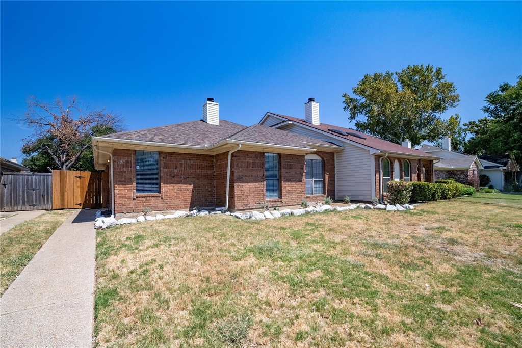 562 Stringfellow Drive - Photo 18