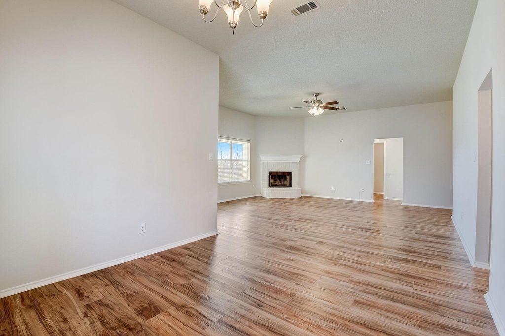 1903 Bertram Drive - Photo 6
