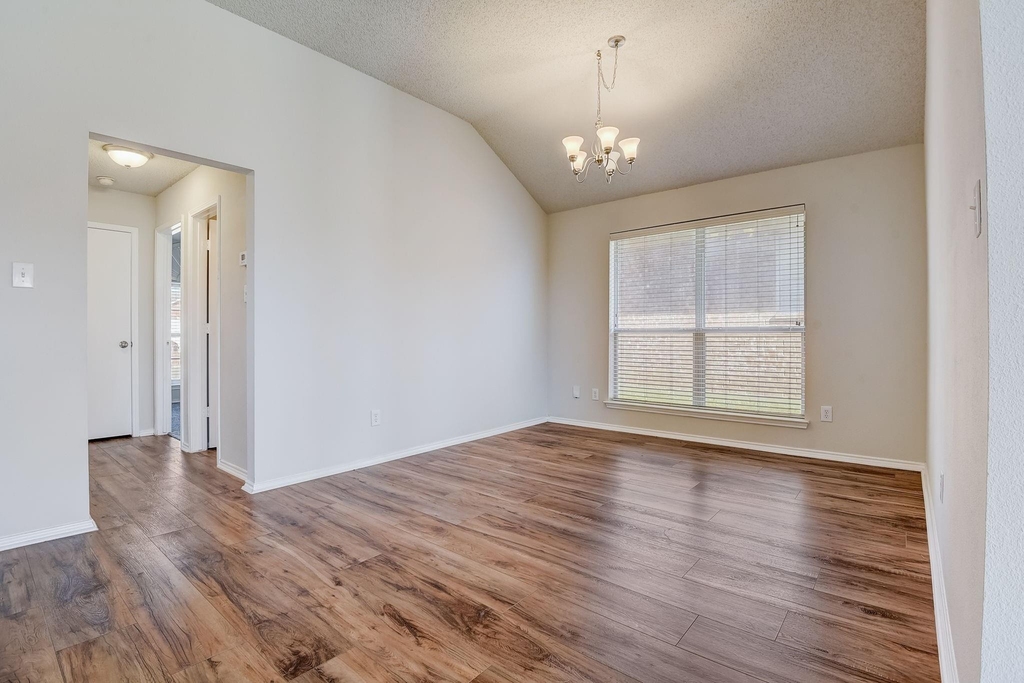 1903 Bertram Drive - Photo 5