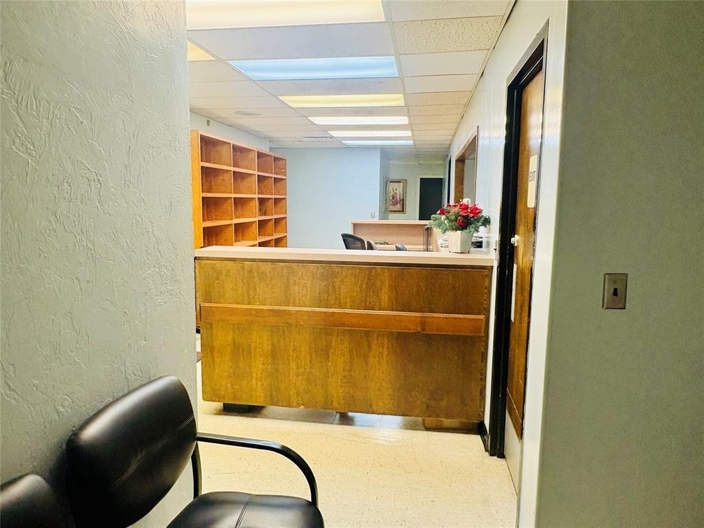 7300 S Western Avenue - Photo 17