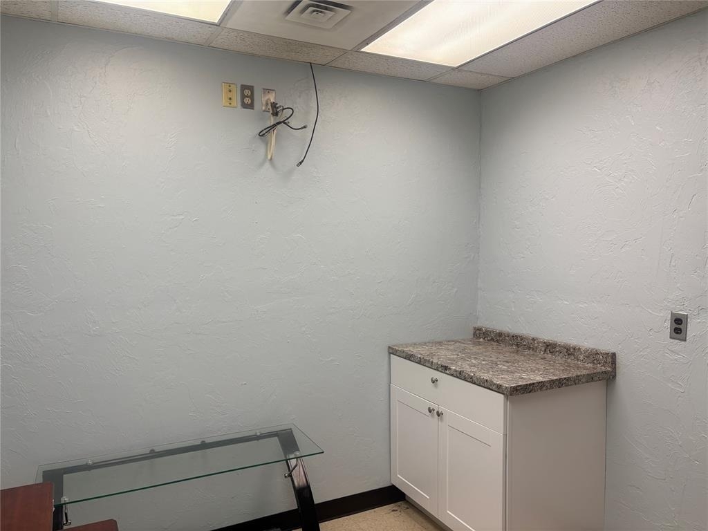 7300 S Western Avenue - Photo 4