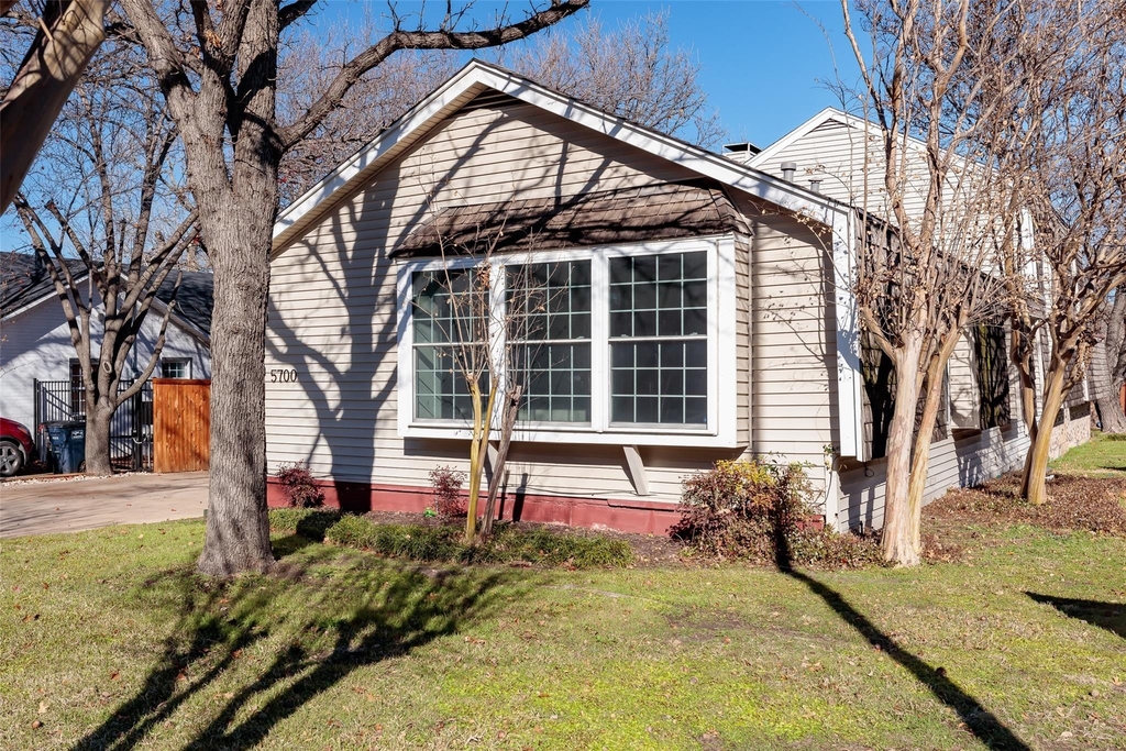 5700 Pershing Avenue - Photo 27