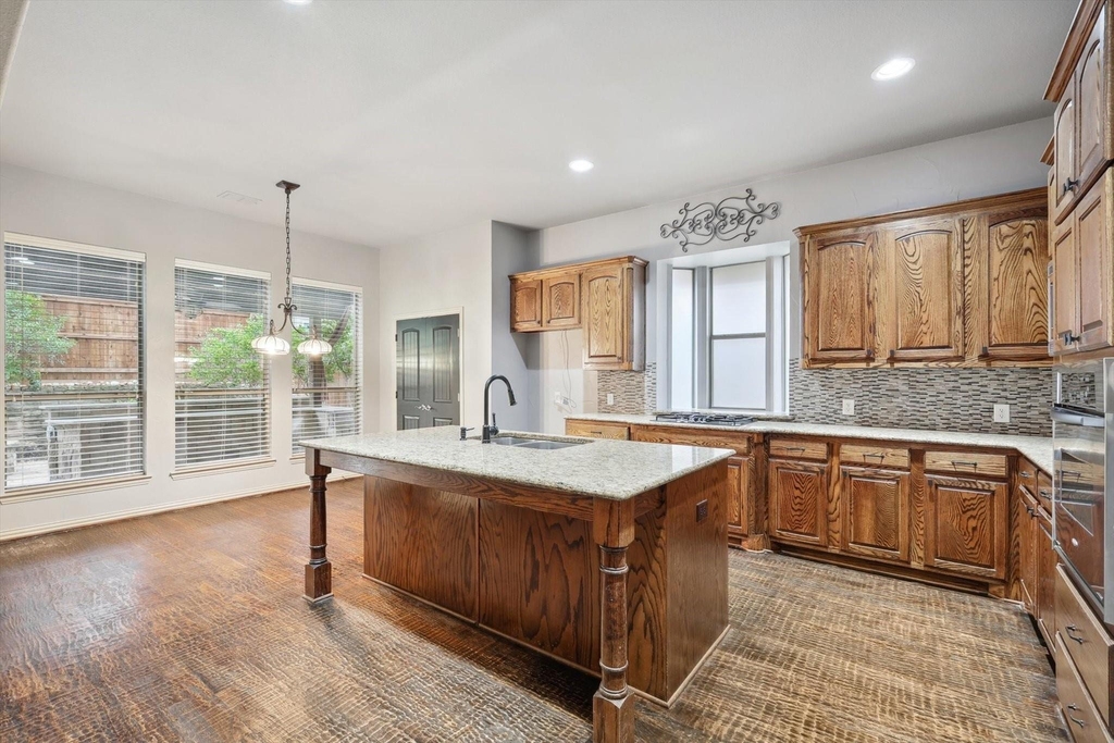 1132 Claire Street - Photo 5