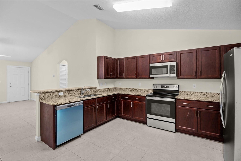 8736 98th Court - Photo 6