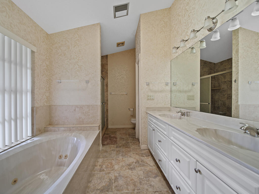 9 W High Point Road - Photo 12
