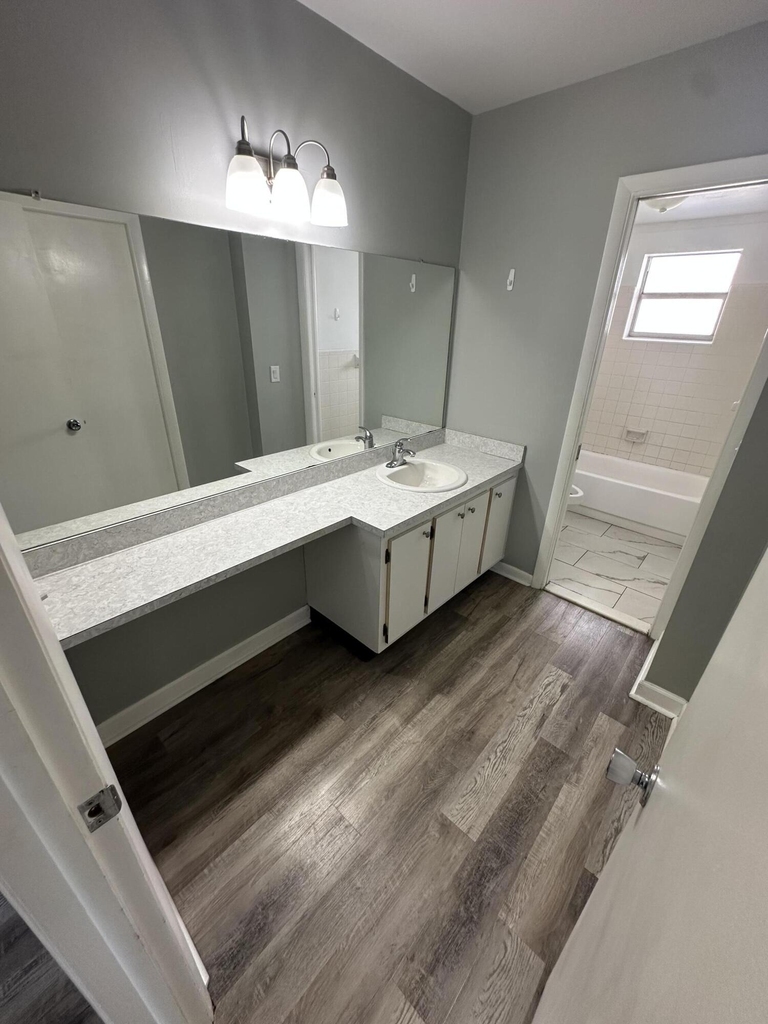 761 Hummingbird Way - Photo 3