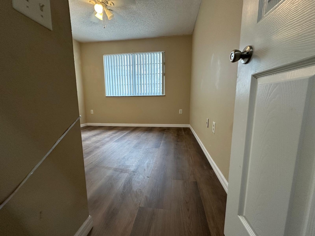 4197 N Haverhill Road - Photo 9