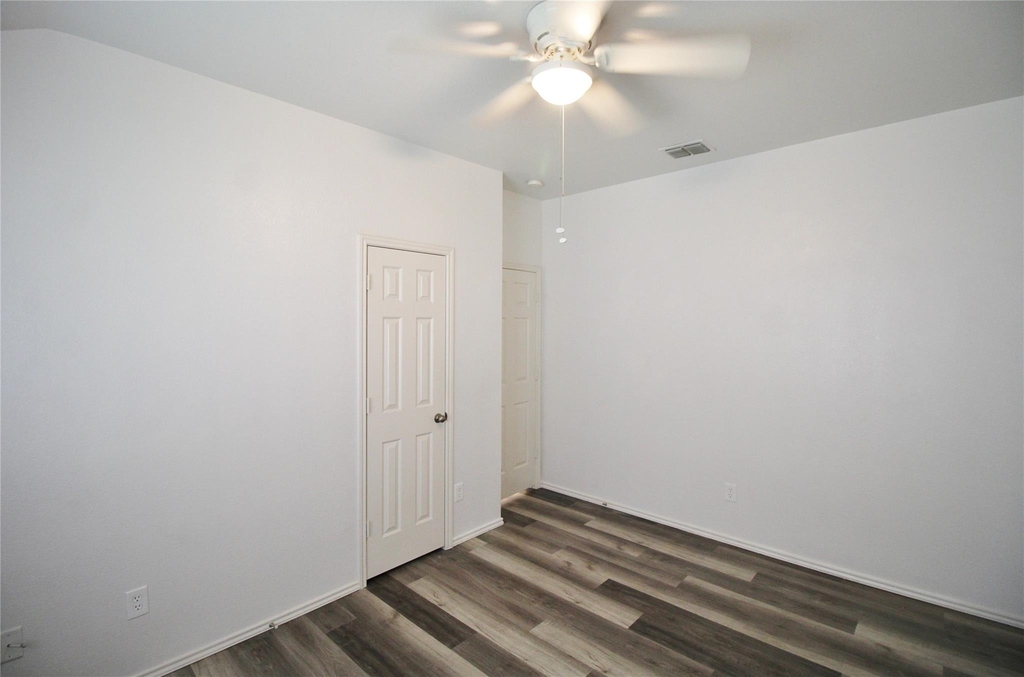 3256 Fluvia - Photo 23