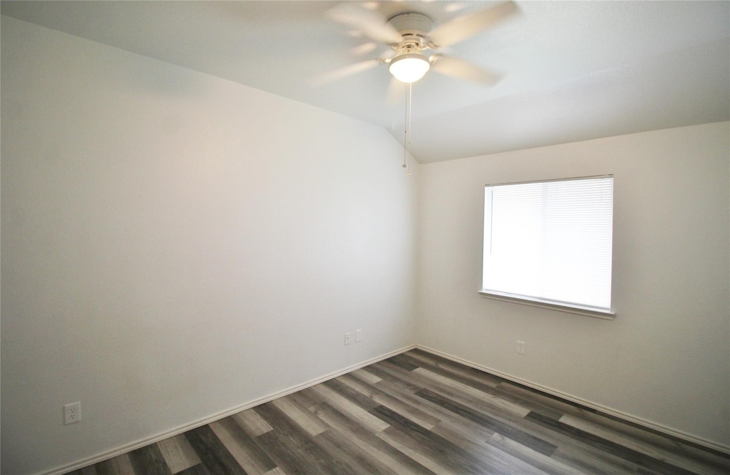 3256 Fluvia - Photo 22