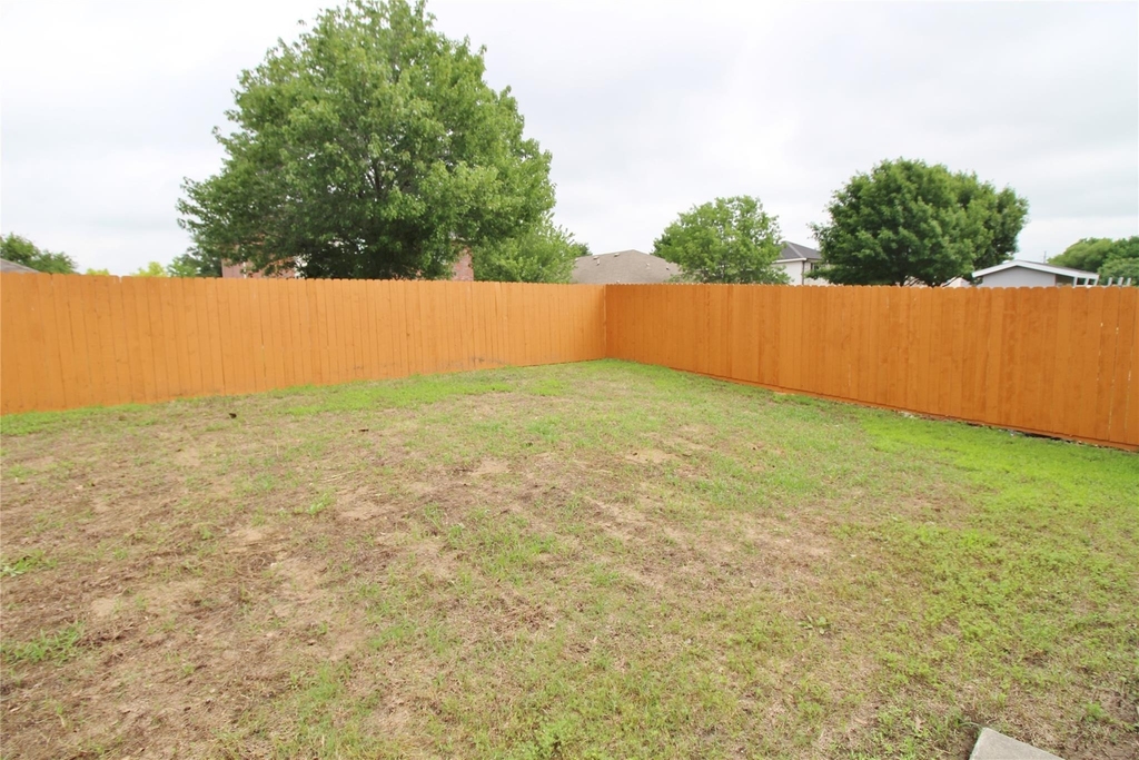 3256 Fluvia - Photo 26