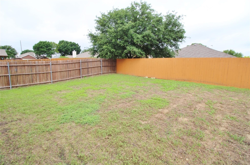 3256 Fluvia - Photo 25