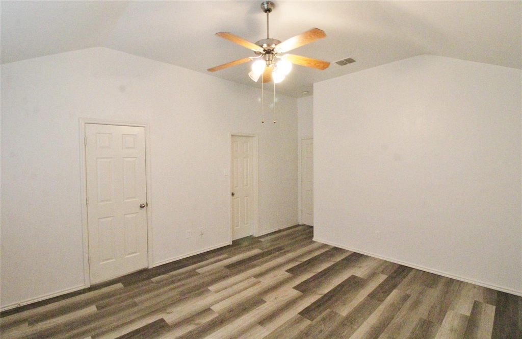 3256 Fluvia - Photo 15