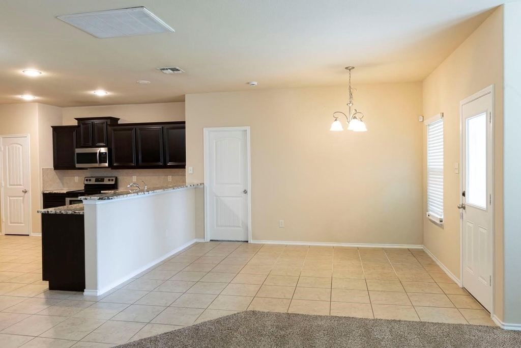 601 Ivy Lane - Photo 23