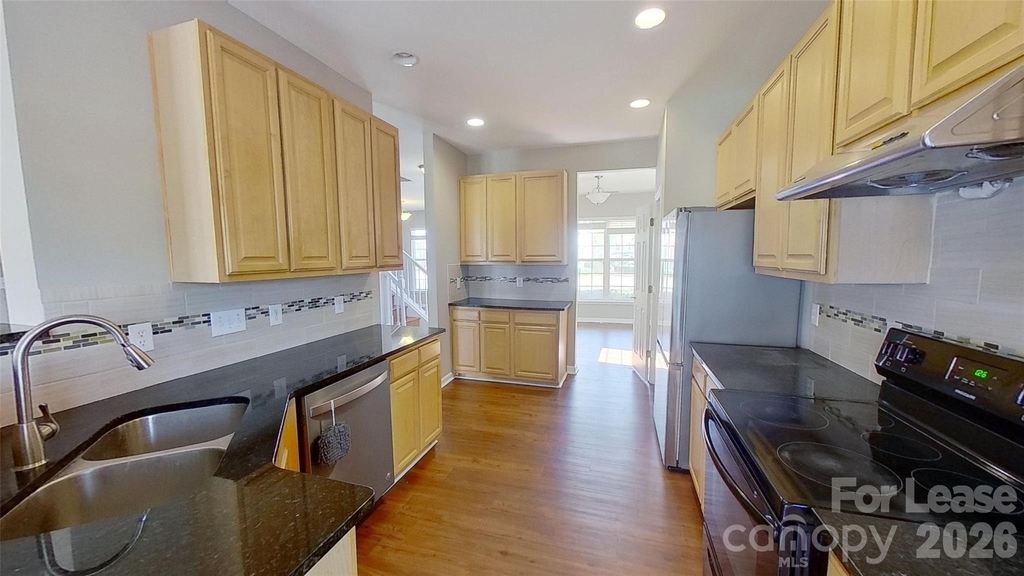 10730 Yellow Tail Court - Photo 5