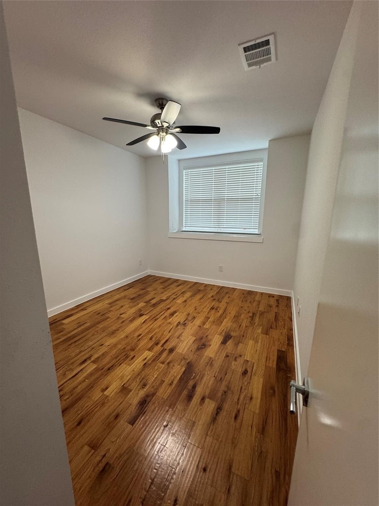 1625 Cleaver Street - Photo 17