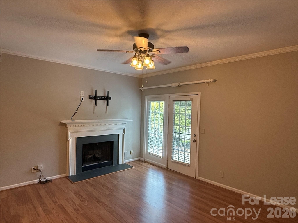 1014 Queens Road - Photo 1