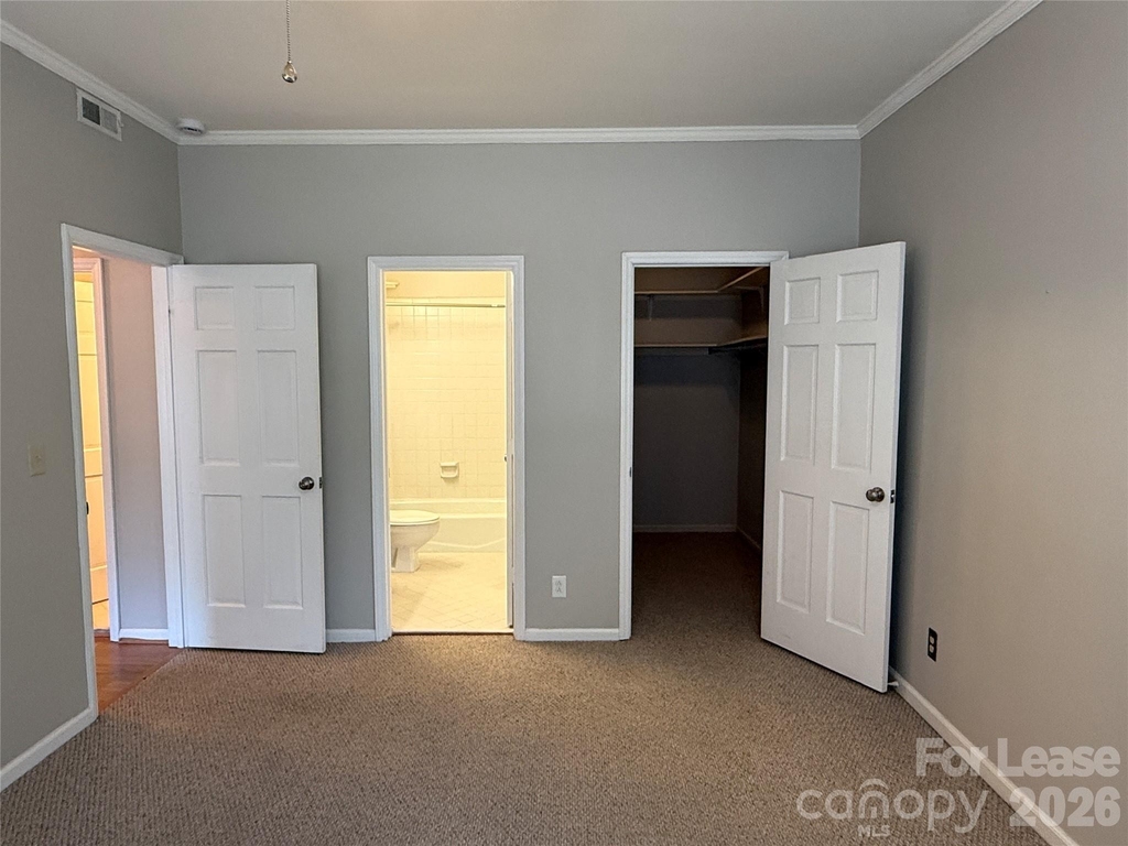 1014 Queens Road - Photo 8