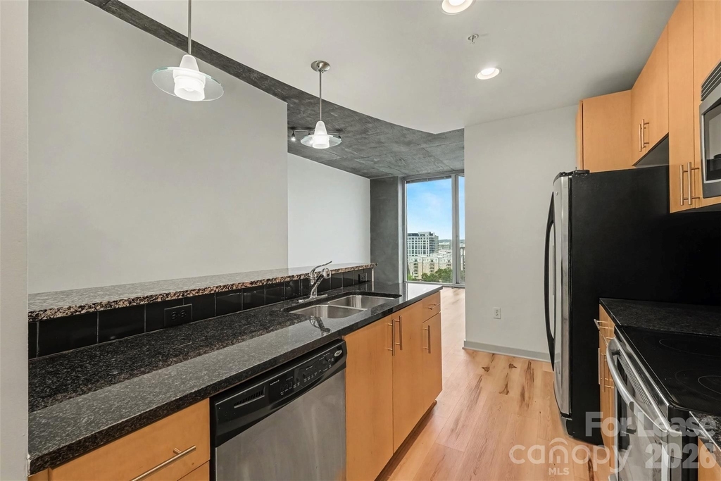 210 N Church Street - Photo 7