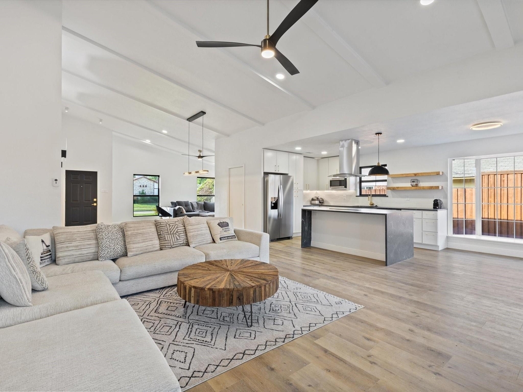 3404 Newkirk Drive - Photo 5