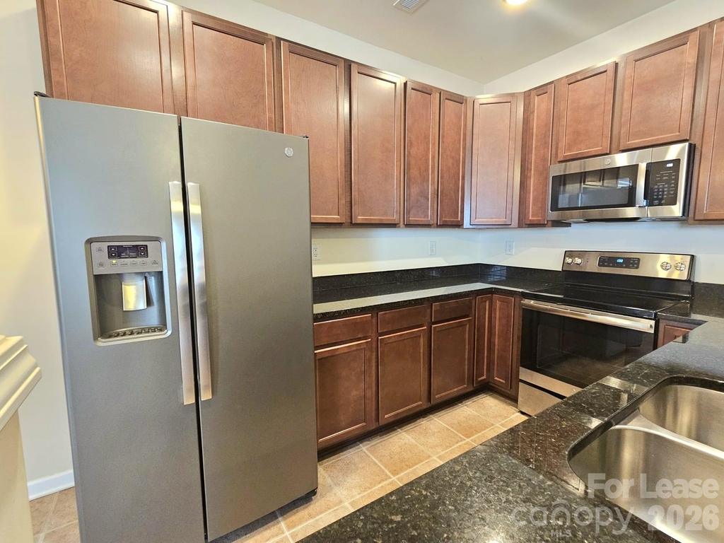 7320 Jane Parks Way - Photo 4