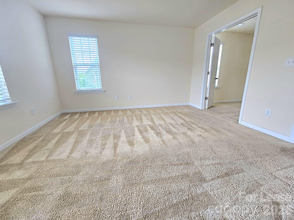 7320 Jane Parks Way - Photo 15