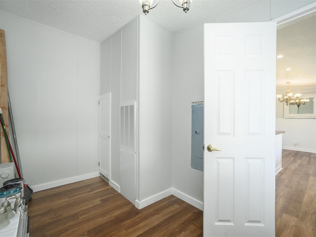 9558 Diamond Avenue - Photo 4