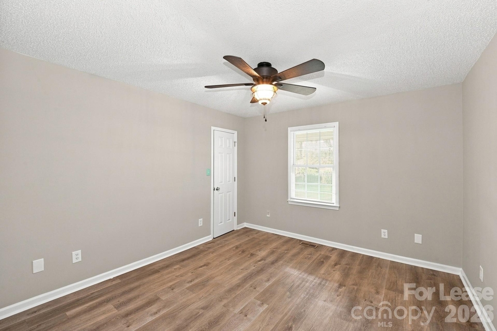 209 Pilots Ridge Drive - Photo 11