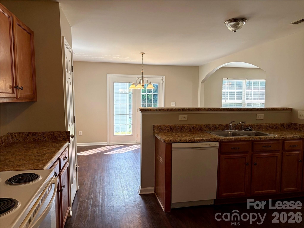 3707 Rocky Brook Court - Photo 10